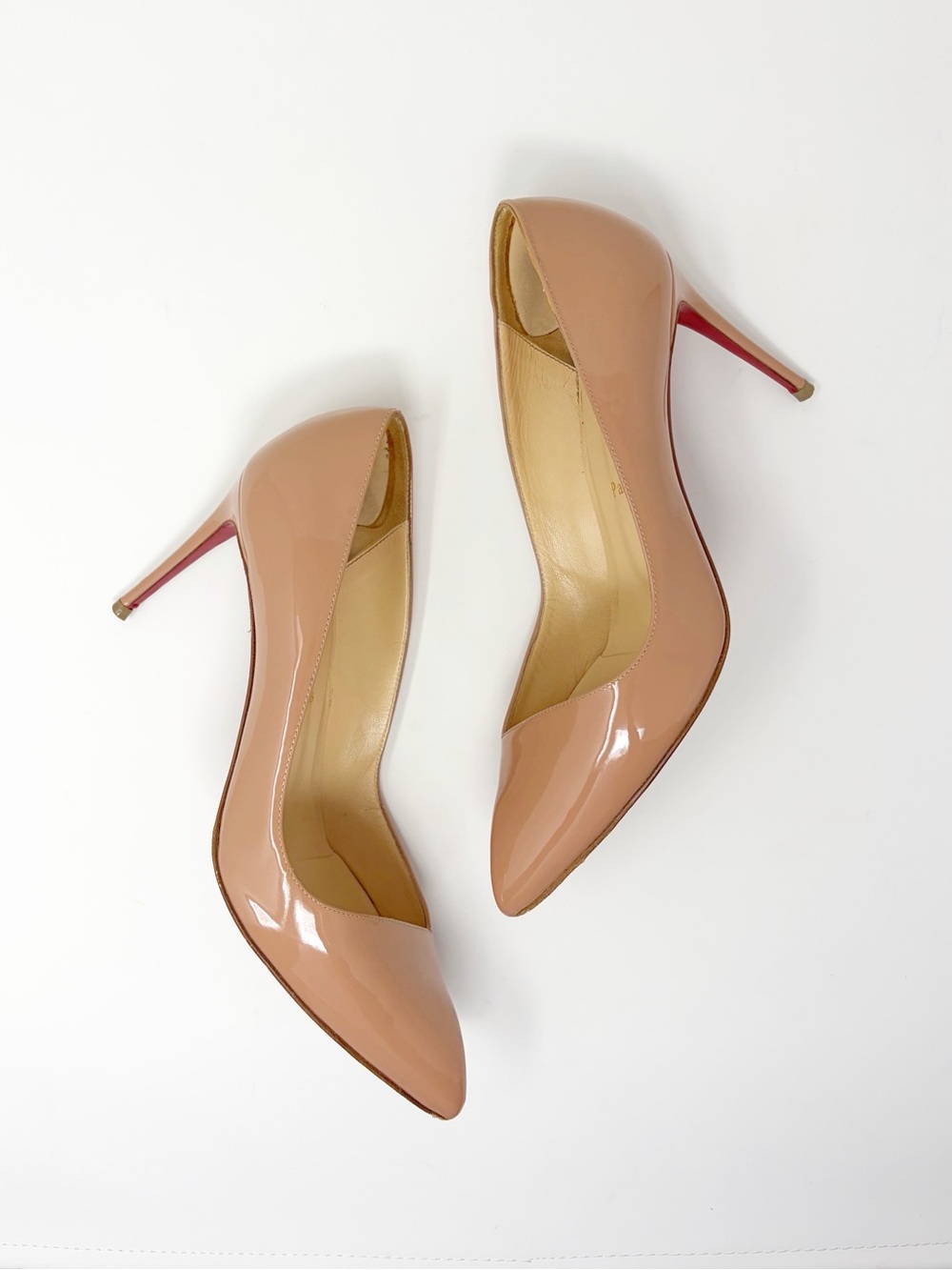 Christian Louboutin Nude Patent Corneille Pumps size 37.5